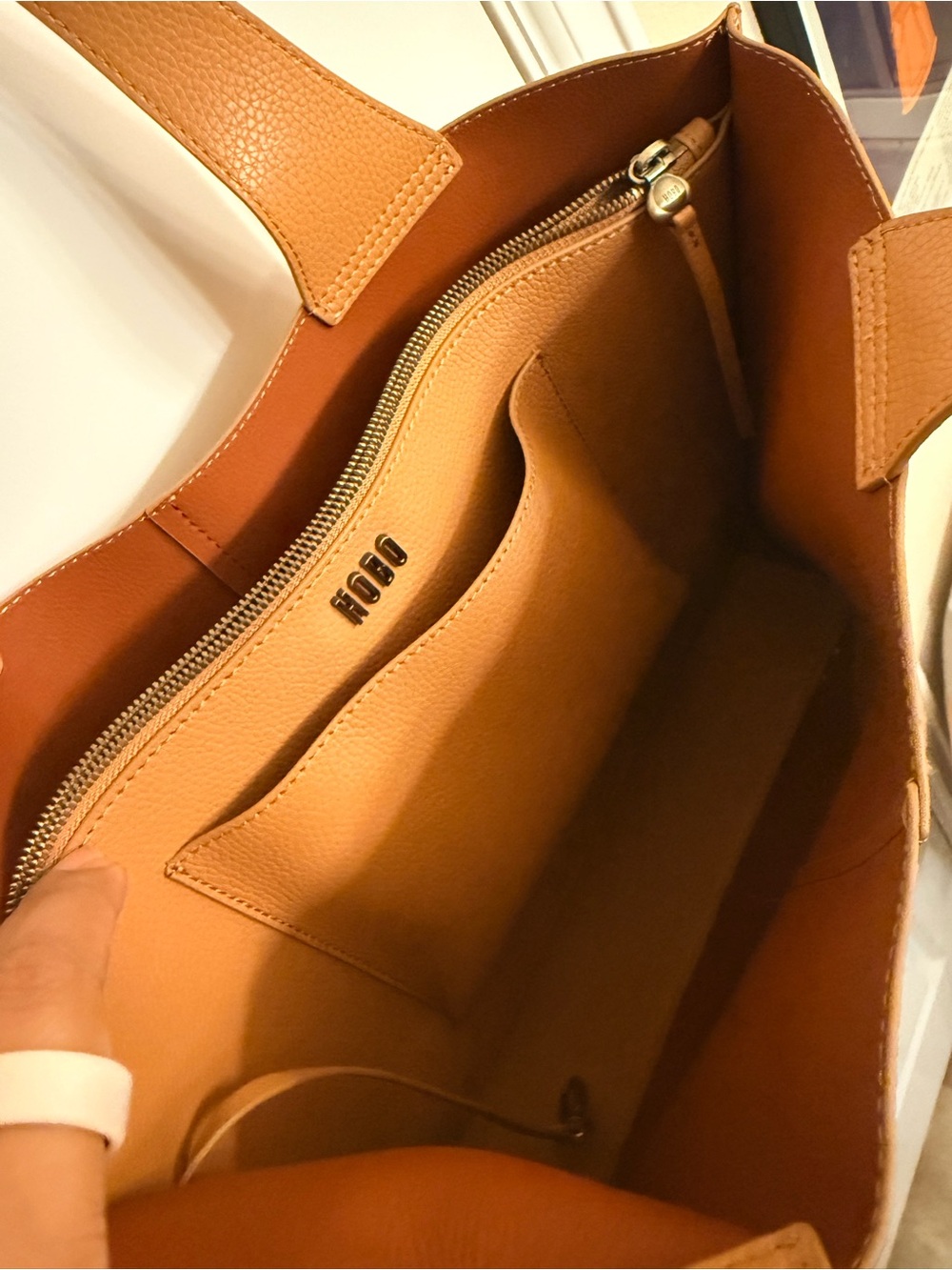 HOBO Pebbled Leather Tan-Cognac Vida  Tote - Picture 5 of 11